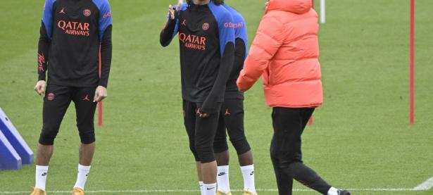 开云体育亚洲官网-包含巴黎圣日尔曼官方发布夏季训练安排，备战全面展开的词条