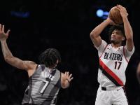 开云体育网页版-开拓者主帅喊话球队要提高三分命中率以赢得比赛的简单介绍