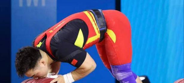 开云体育官网-几内亚选手在举重比赛中喜获奖牌