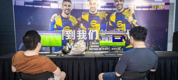 开云体育官网-包含燃情对决：现场观众欢呼不已为选手助威的词条