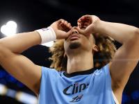 开云体育网页版-包含快船队将签下新秀霍维尔，加强内线阵容的词条