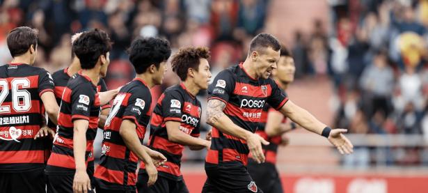 开云体育官方登录入口-足球联赛突显实力实在，多支球队表现抢眼