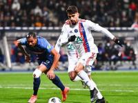 开云体育官网-里昂客场不敌对手，遭遇两连败