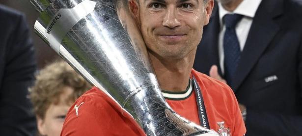 开云体育官网入口-葡萄牙队在欧国联比赛中闯关成功