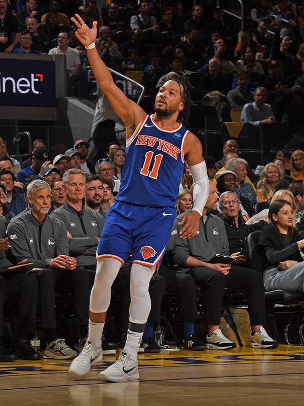 猛龙客场击败尼克斯，再掀连胜高潮