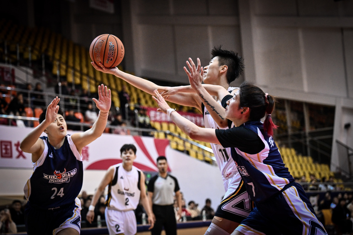 顶级比赛庄严启幕，产生许多精彩瞬间