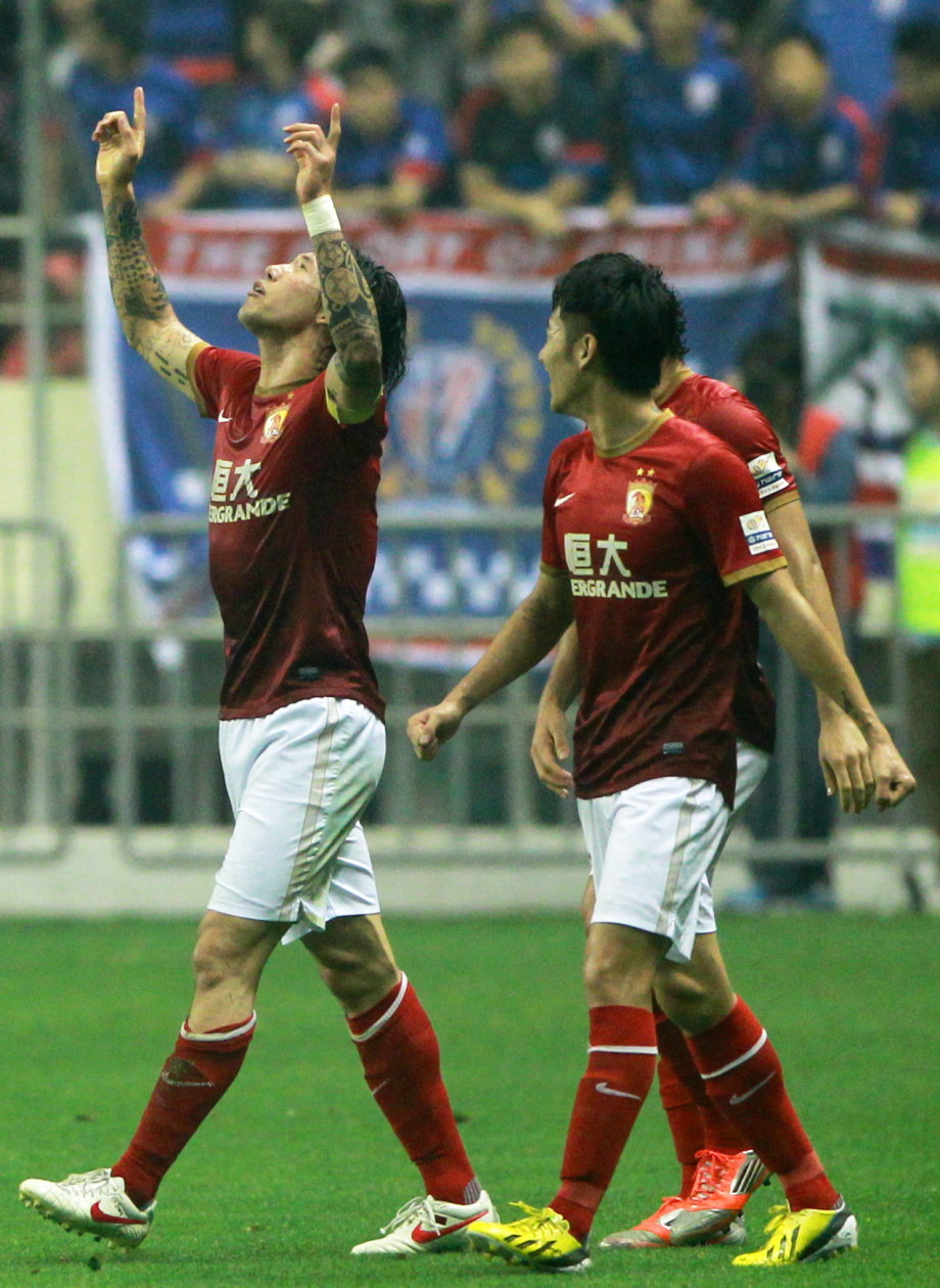 包含北京恒大客场挑战上海绿地申花，对决一触即发的词条