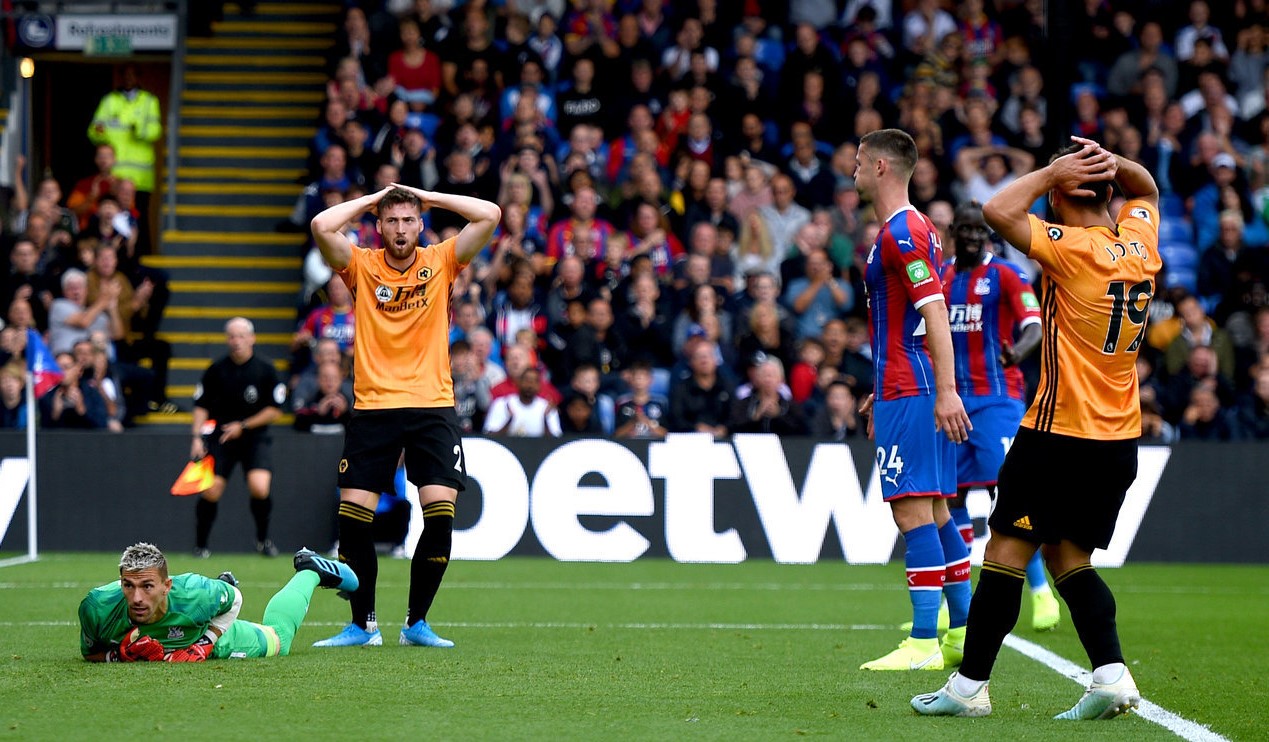 诺里奇全取三分，继续努力向榜首追赶