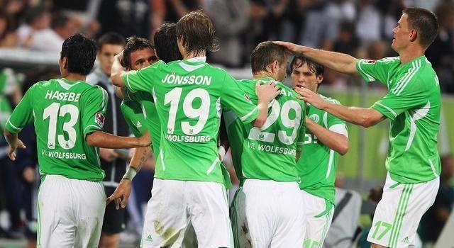 沃尔夫斯堡主场惨败门兴,遭遇三连败出局的简单介绍 沃尔夫斯堡主场惨败门兴,遭遇三连败出局的简单介绍