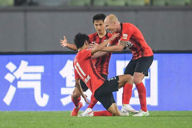 包含山东西王队员表现出色,引发球迷热议的词条 包含山东西王队员表现出色,引发球迷热议的词条