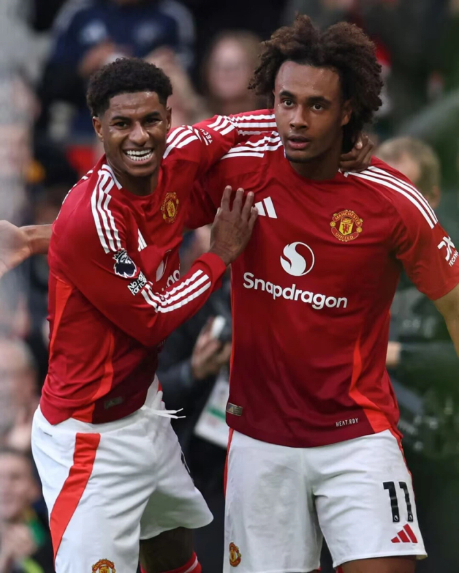 曼联联手埃弗顿击败莱斯特城