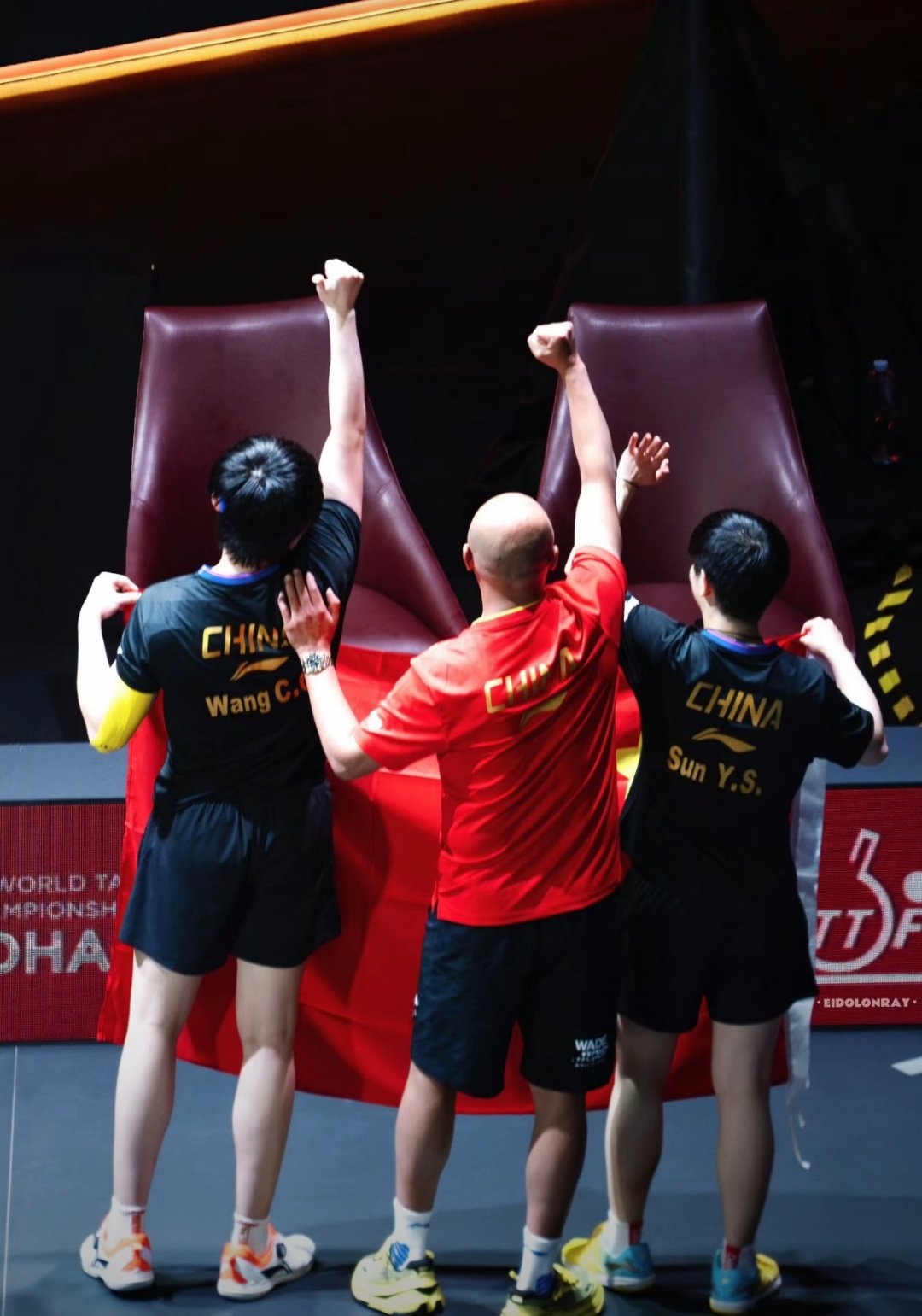 球员精湛技艺,带领球队轻松赢下比赛 球员精湛技艺,带领球队轻松赢下比赛