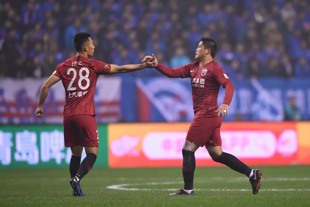 重庆力帆客场战平上港，保持中超中下游位置的简单介绍